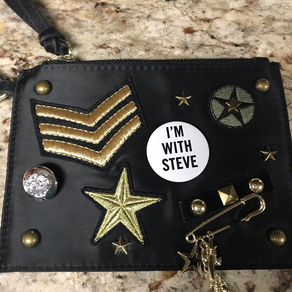 Steve Madden wristlet